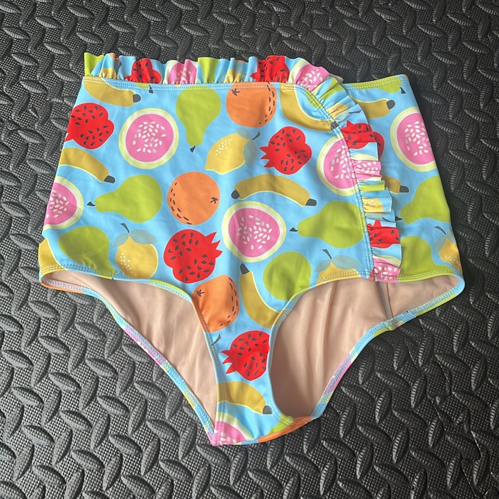 Bundle of kortni jeane swim bottoms - Picture 6 of 11